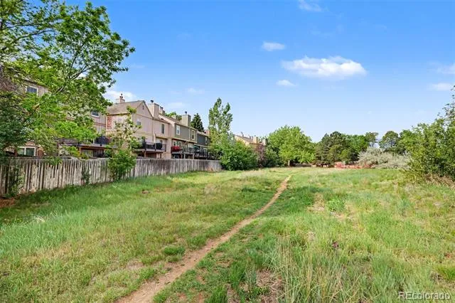 2537 E Nichols Circle Centennial, CO 80122