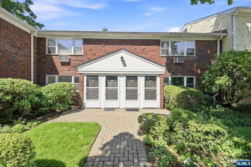 125 Regency Park 125 Ramsey, NJ 07446