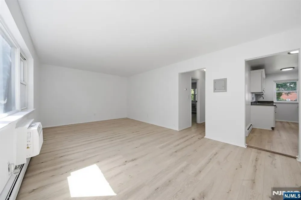 125 Regency Park 125 Ramsey, NJ 07446