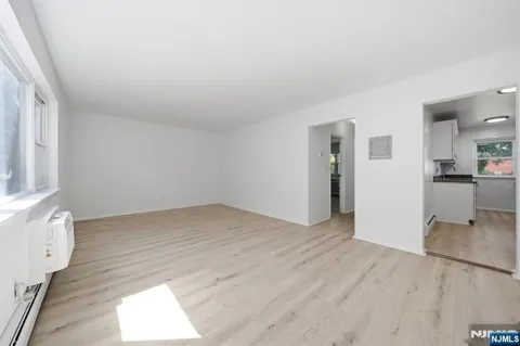 125 Regency Park 125