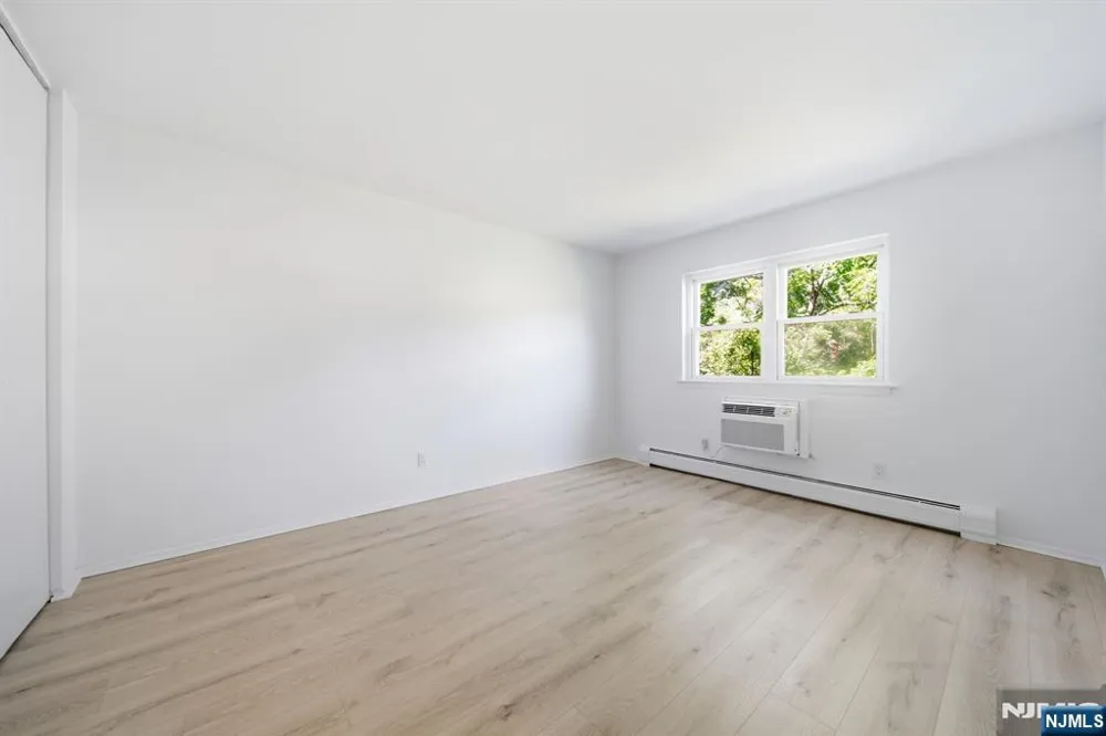 125 Regency Park 125 Ramsey, NJ 07446