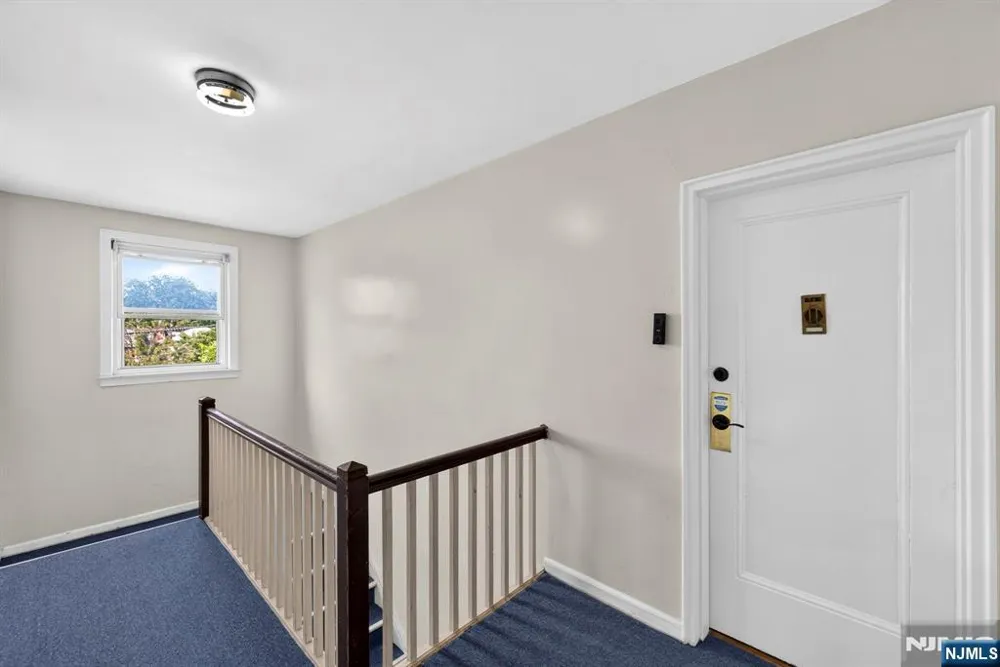 140 W Englewood Avenue 5B Teaneck, NJ 07666
