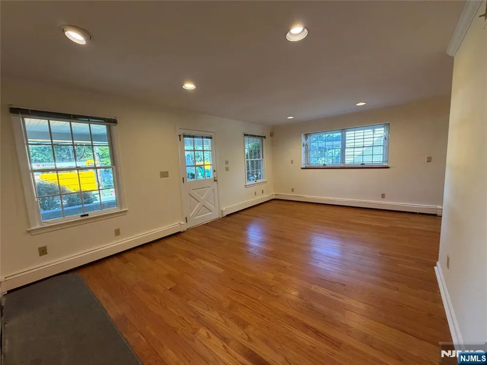 26 Milton Street Cresskill, NJ 07626