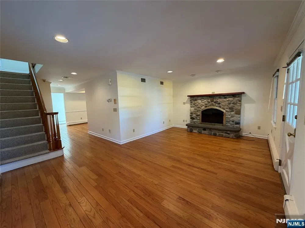 26 Milton Street Cresskill, NJ 07626
