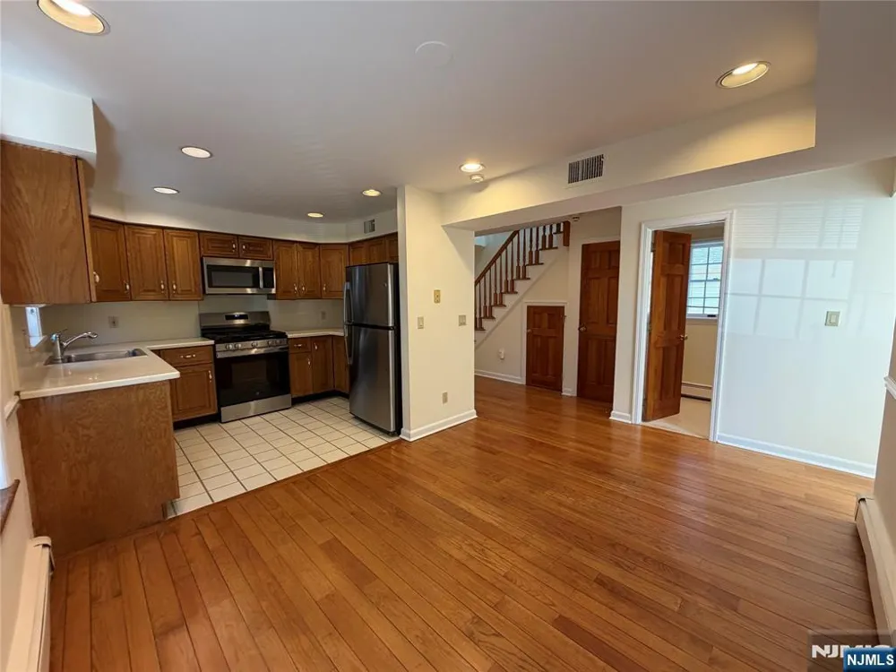 26 Milton Street Cresskill, NJ 07626