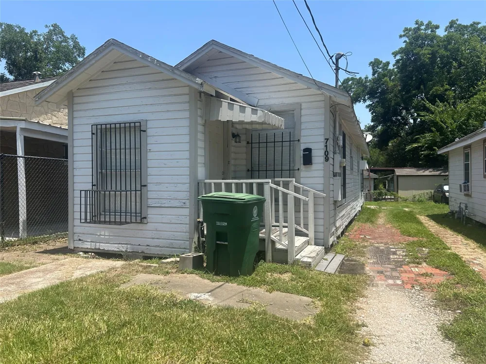 7109 Avenue O Houston, TX 77011