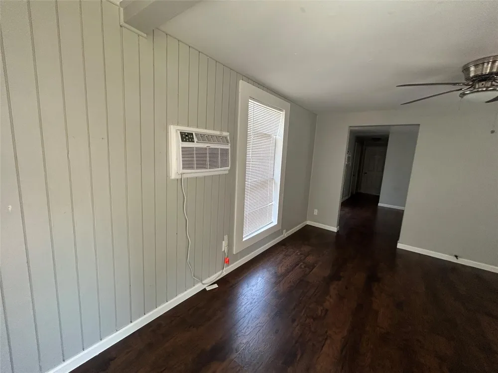 7109 Avenue O Houston, TX 77011