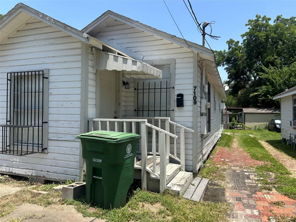 7109 Avenue O Houston, TX 77011
