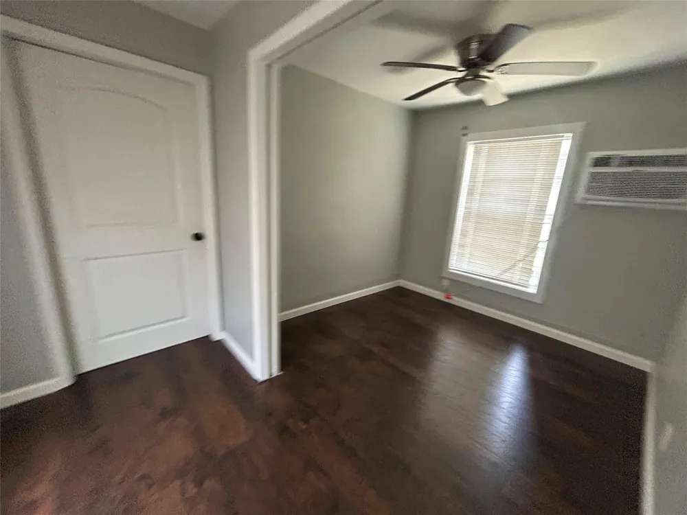 7109 Avenue O Houston, TX 77011