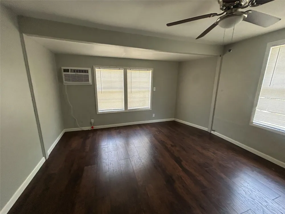 7109 Avenue O Houston, TX 77011