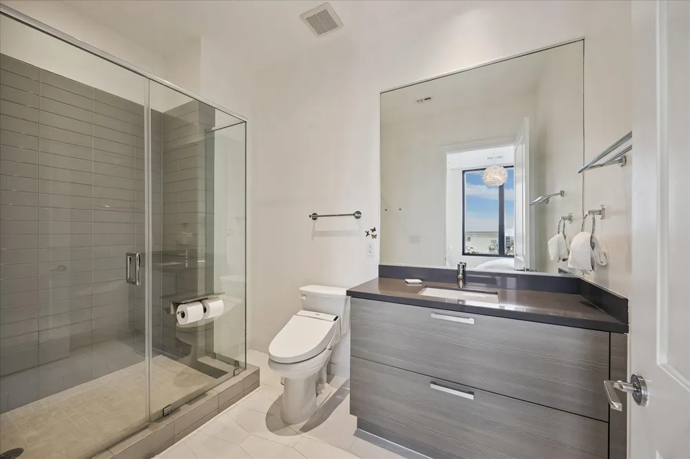 1409 Post Oak Boulevard #1102 Houston, TX 77056