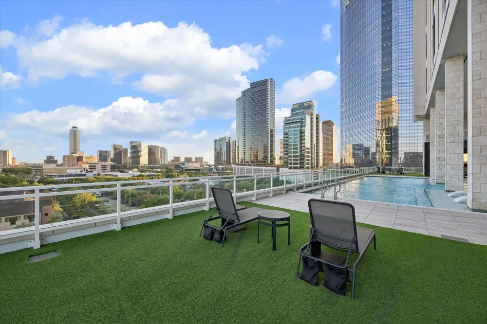 1409 Post Oak Boulevard #1102 Houston, TX 77056