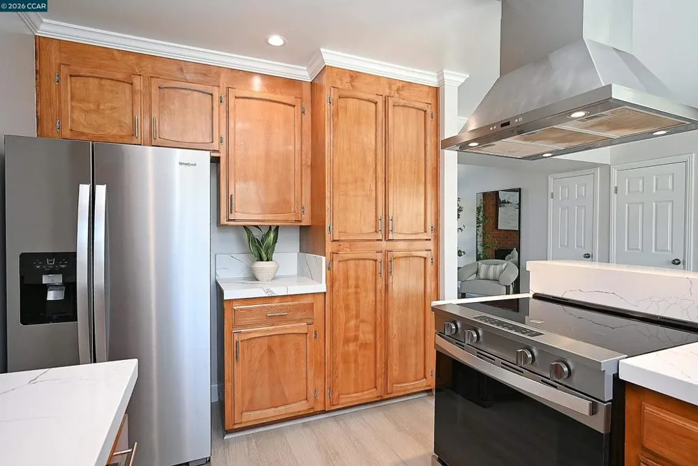 48 Rolling Green Circle Pleasant Hill, CA 94523