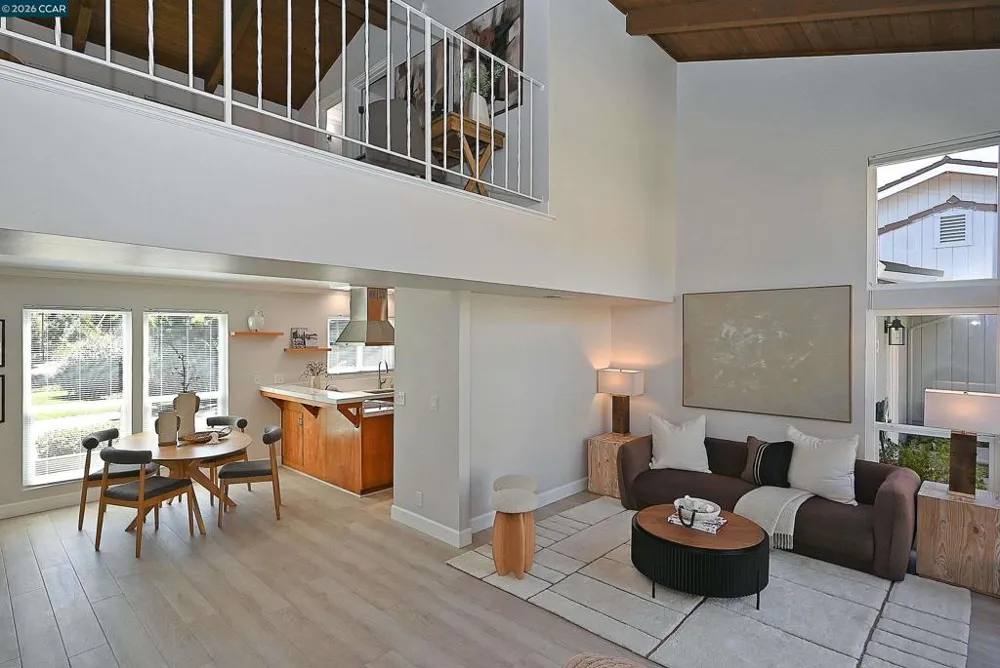 48 Rolling Green Circle Pleasant Hill, CA 94523