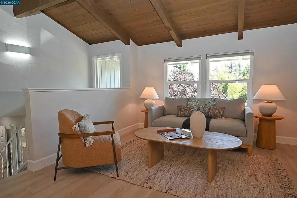 48 Rolling Green Circle Pleasant Hill, CA 94523