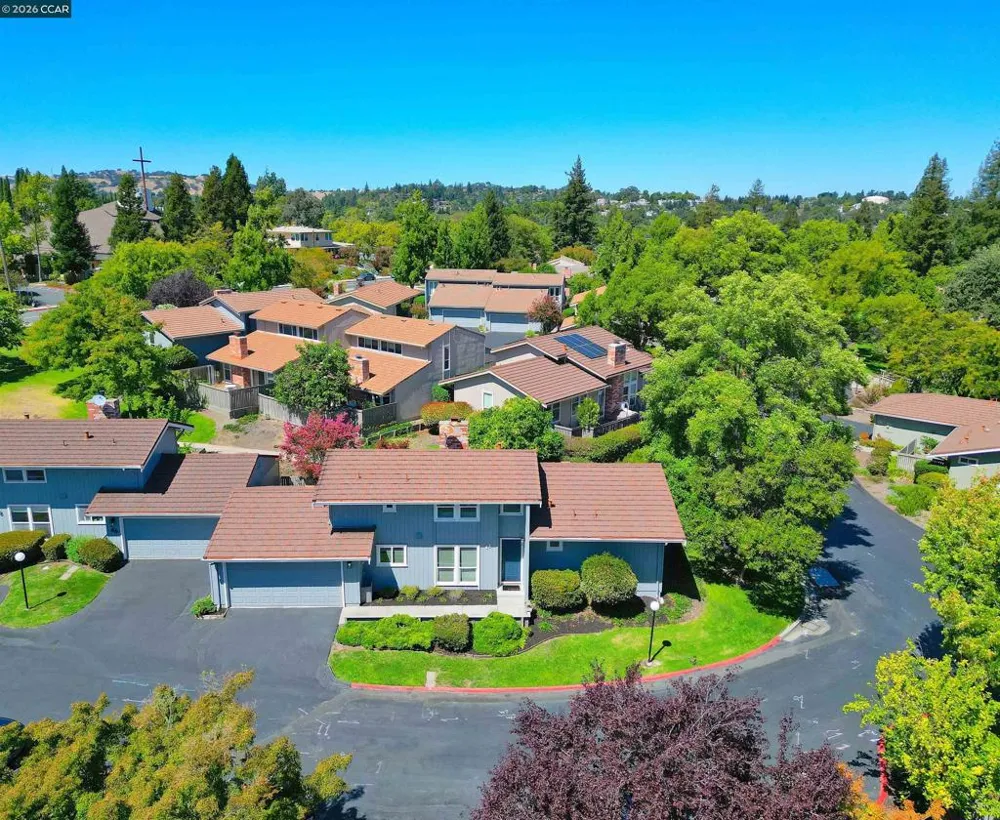 48 Rolling Green Circle Pleasant Hill, CA 94523