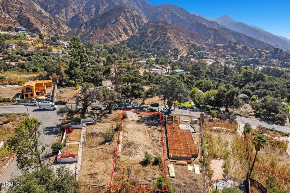 3223 Mount Curve Avenue Altadena, CA 91001