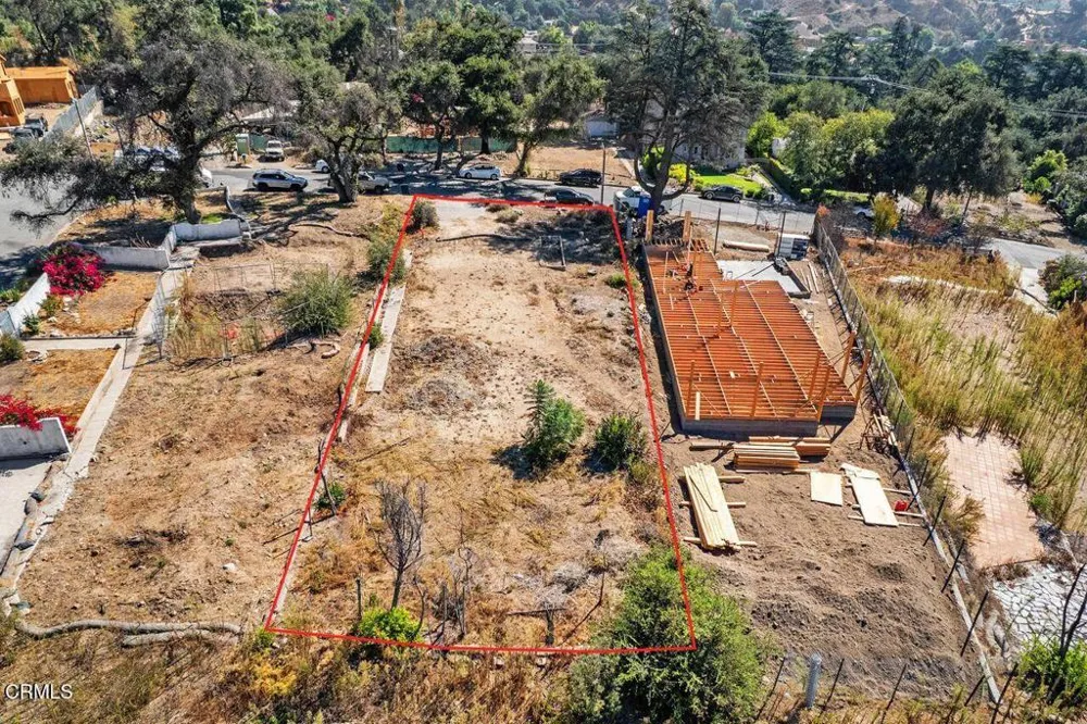3223 Mount Curve Avenue Altadena, CA 91001