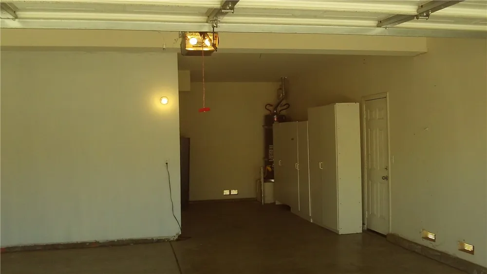 9089 Goldenrod Court Hesperia, CA 92344