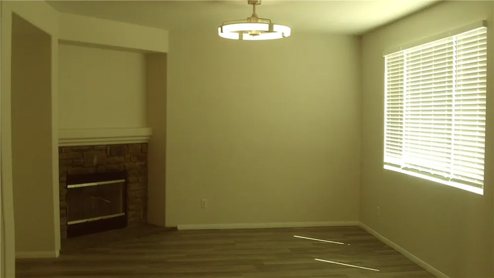 9089 Goldenrod Court Hesperia, CA 92344