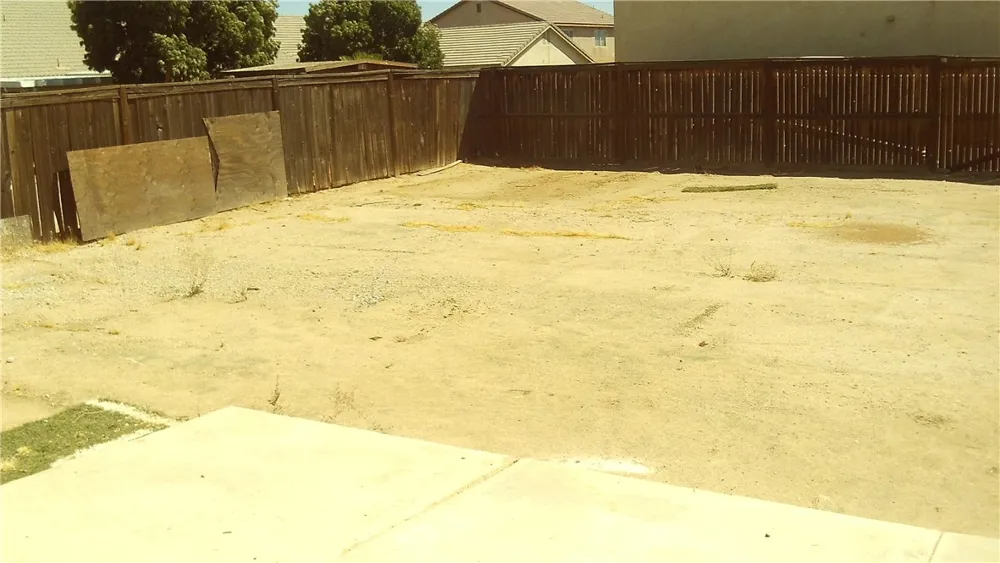 9089 Goldenrod Court Hesperia, CA 92344