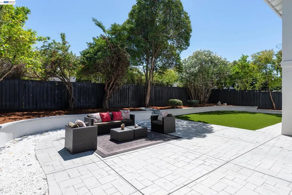 5290 Crestline Way Pleasanton, CA 94566