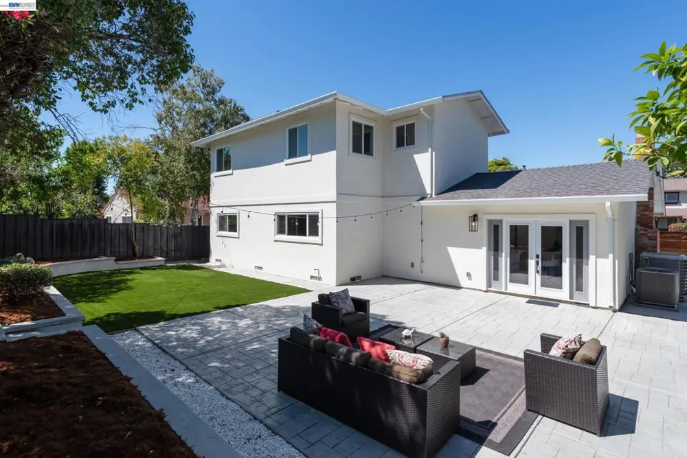 5290 Crestline Way Pleasanton, CA 94566
