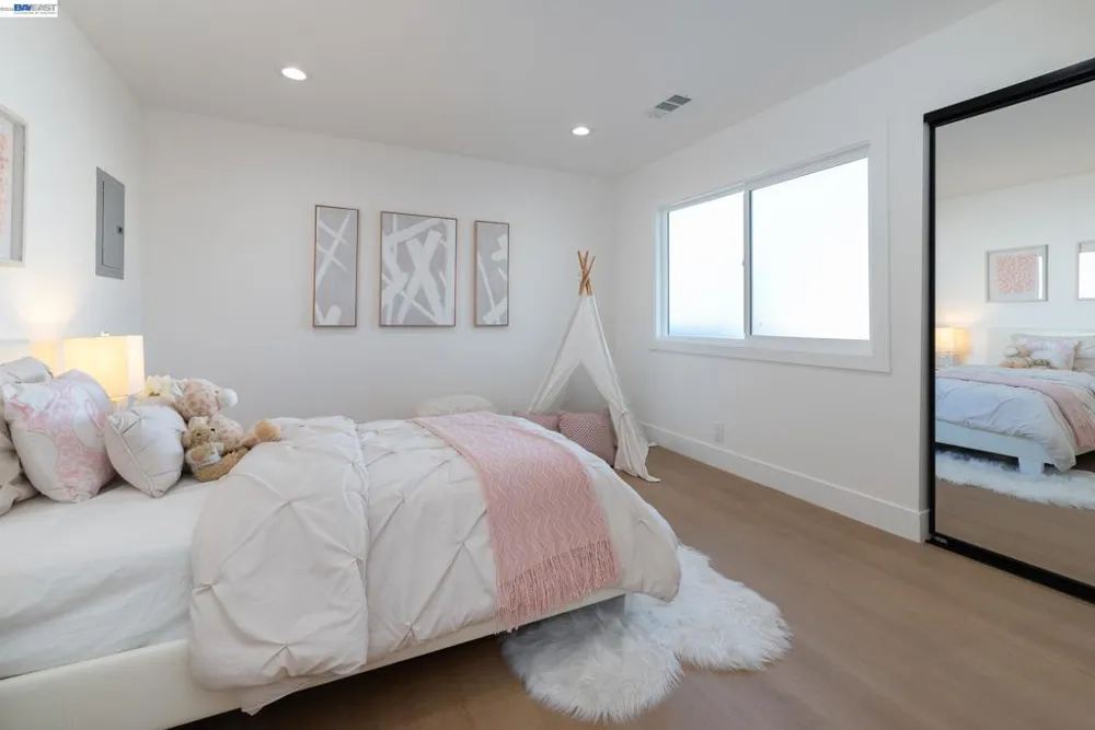 5290 Crestline Way Pleasanton, CA 94566