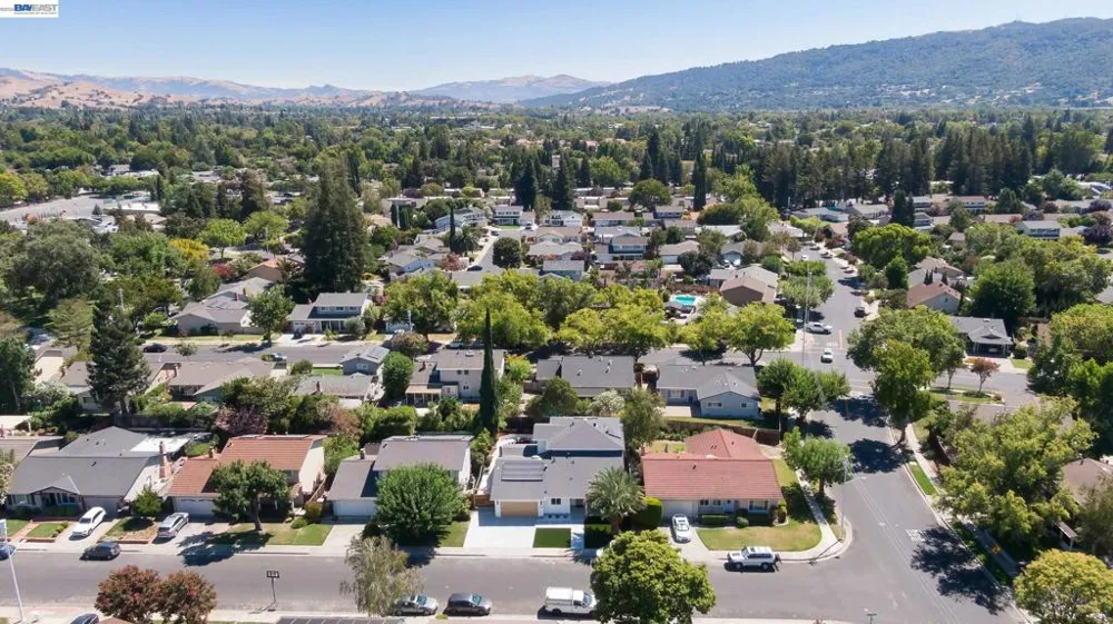 5290 Crestline Way Pleasanton, CA 94566