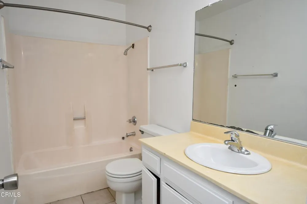 1536 Eland Lane Ventura, CA 93003