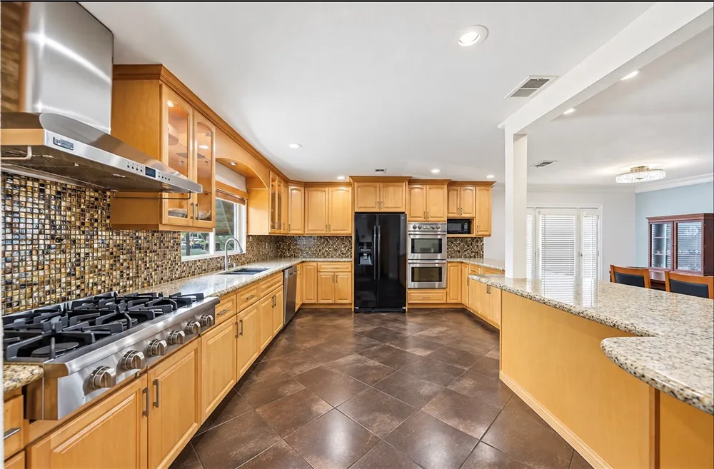 7350 Holder Buena Park, CA 90620