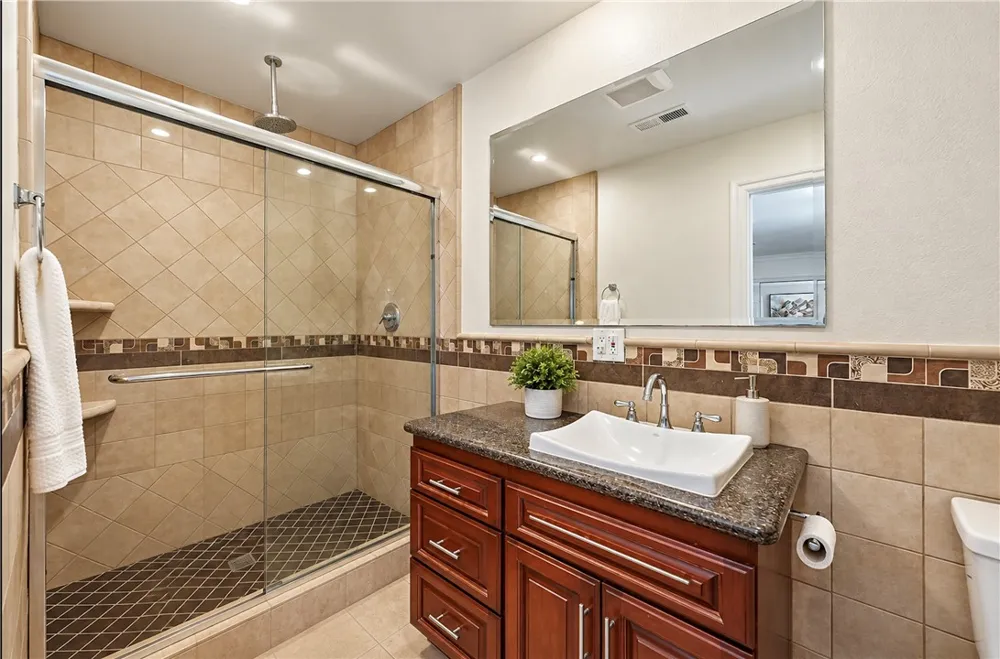 7350 Holder Buena Park, CA 90620