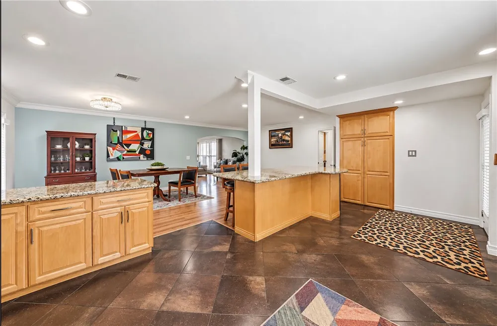 7350 Holder Buena Park, CA 90620