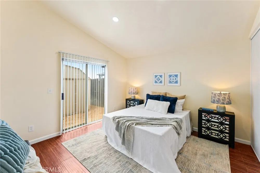 15797 Paine Fontana, CA 92336