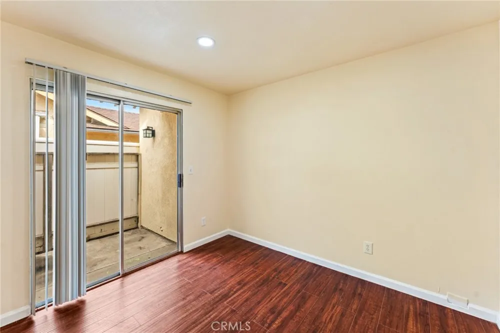 15797 Paine Fontana, CA 92336