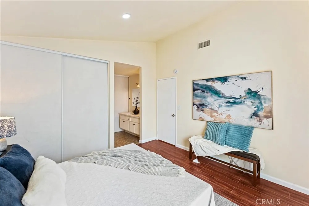 15797 Paine Fontana, CA 92336