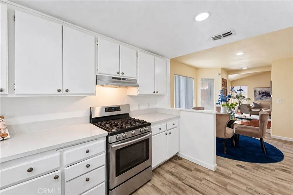15797 Paine Fontana, CA 92336