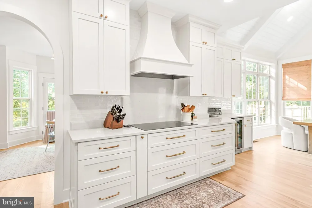 18637 OUTPOST ROAD Keedysville, MD 21756