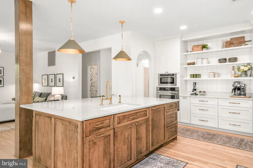 18637 OUTPOST ROAD Keedysville, MD 21756