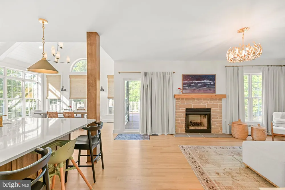 18637 OUTPOST ROAD Keedysville, MD 21756