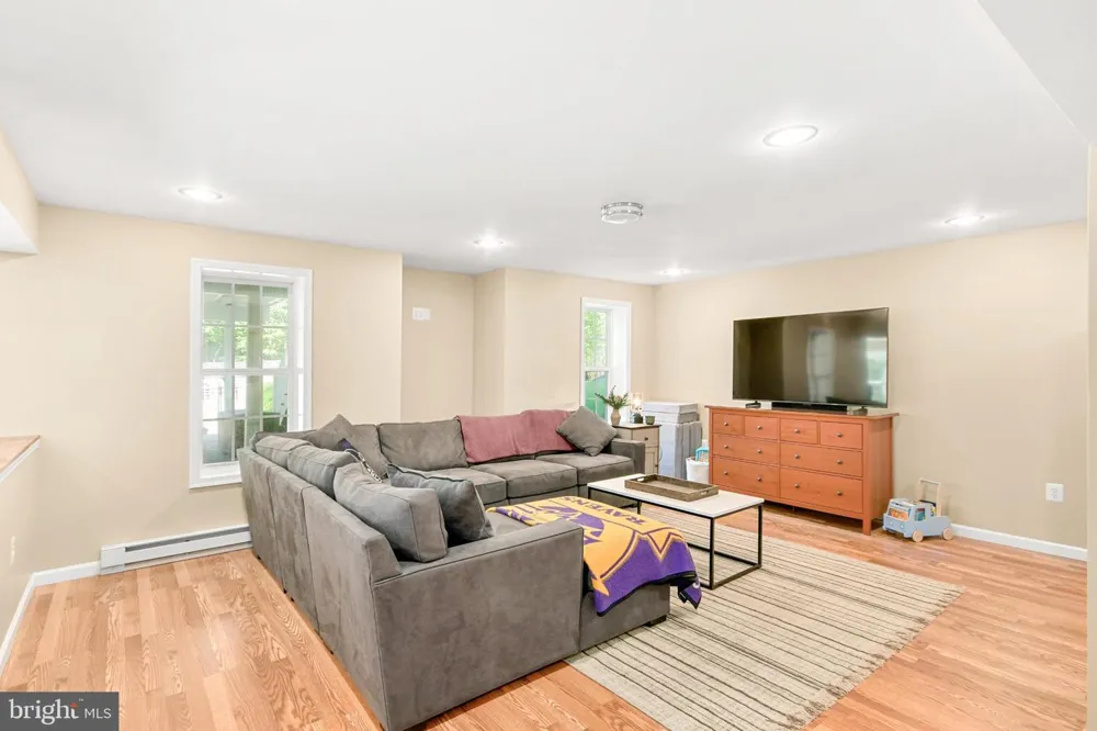 18637 OUTPOST ROAD Keedysville, MD 21756