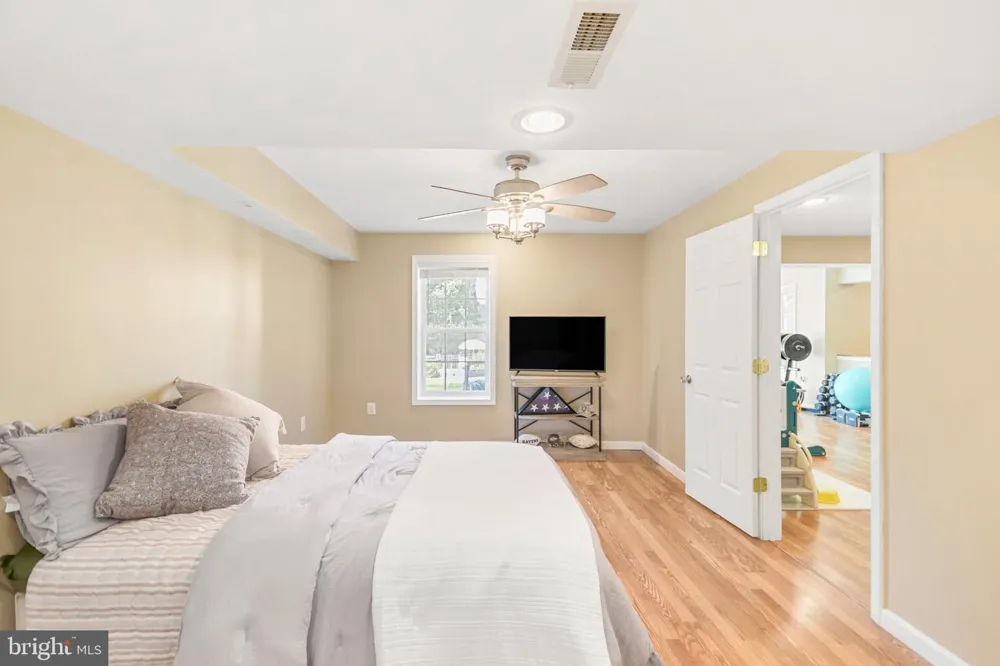 18637 OUTPOST ROAD Keedysville, MD 21756