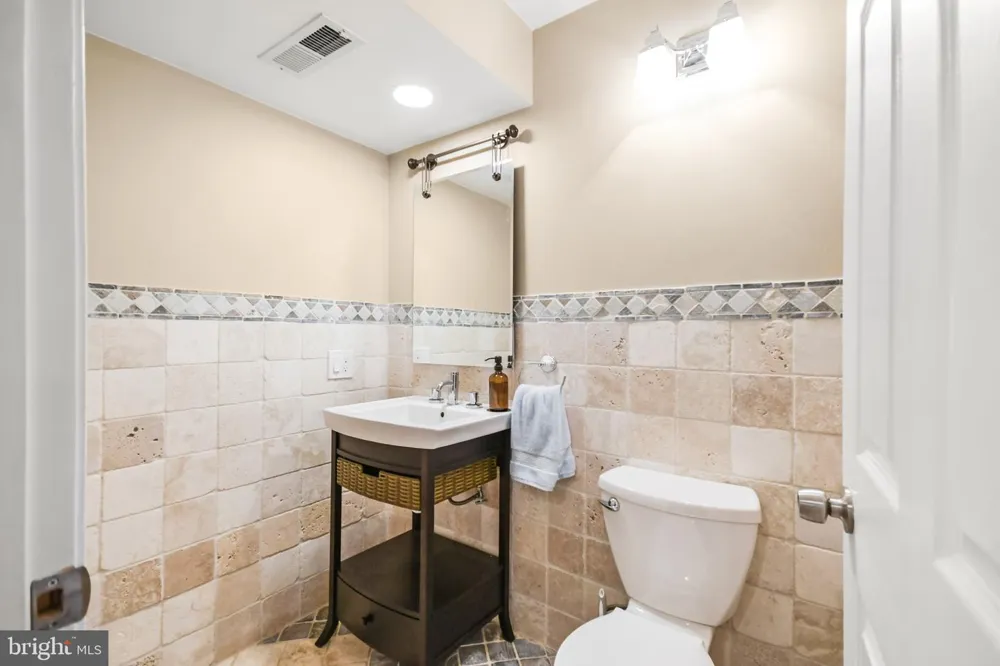 18637 OUTPOST ROAD Keedysville, MD 21756
