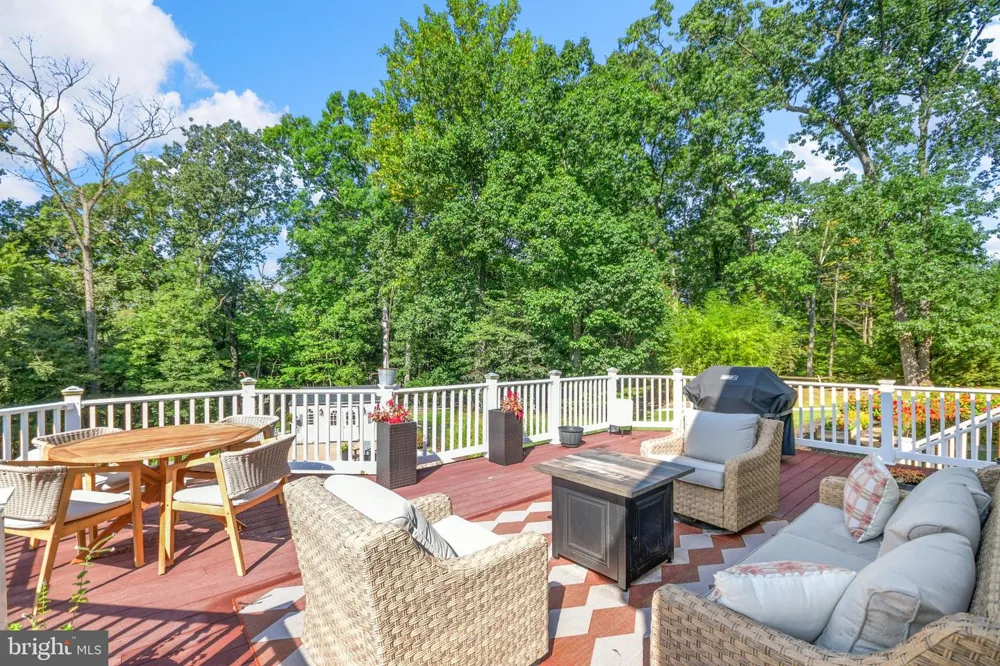 18637 OUTPOST ROAD Keedysville, MD 21756