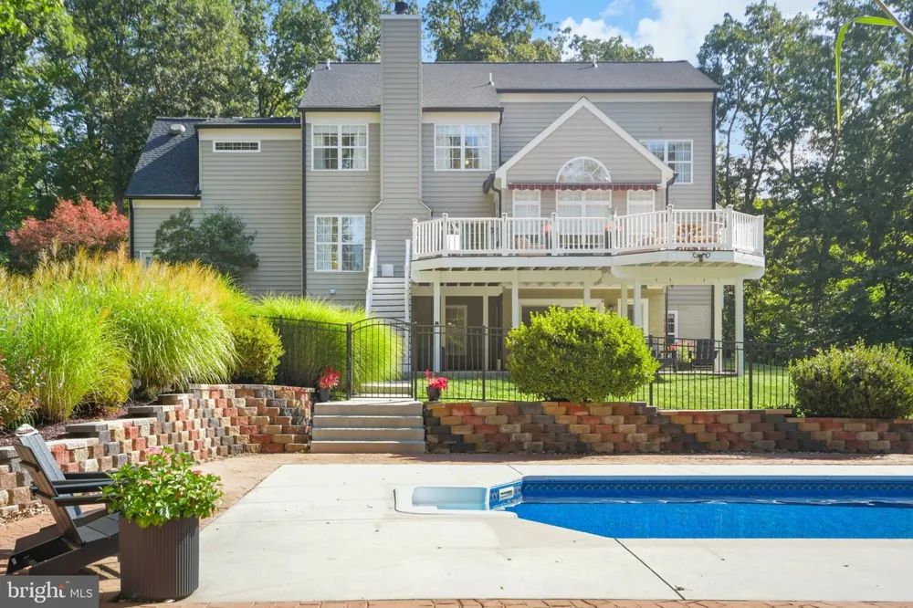 18637 OUTPOST ROAD Keedysville, MD 21756