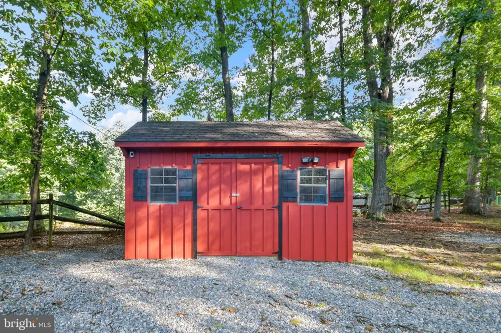18637 OUTPOST ROAD Keedysville, MD 21756