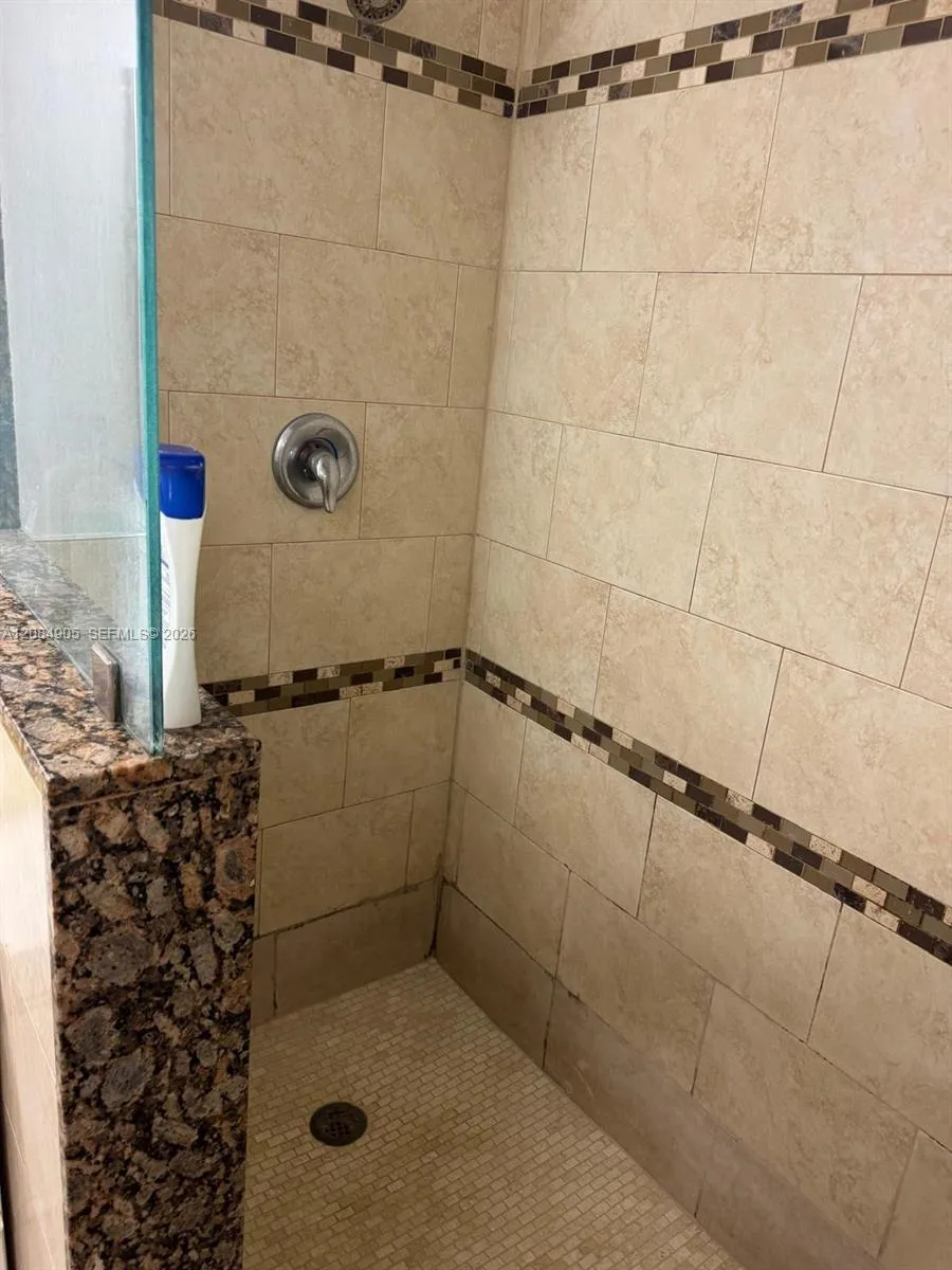 1301 NE Miami Gardens Dr #515W Miami, FL 33179