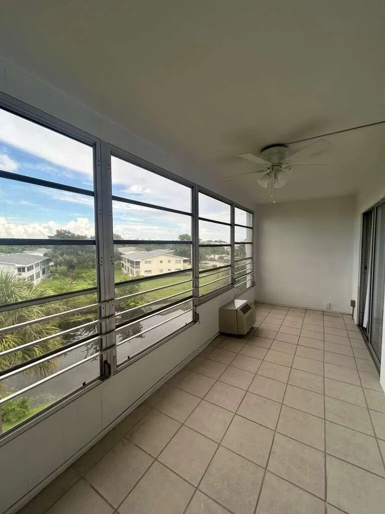 4119 Newport U Deerfield Beach, FL 33442