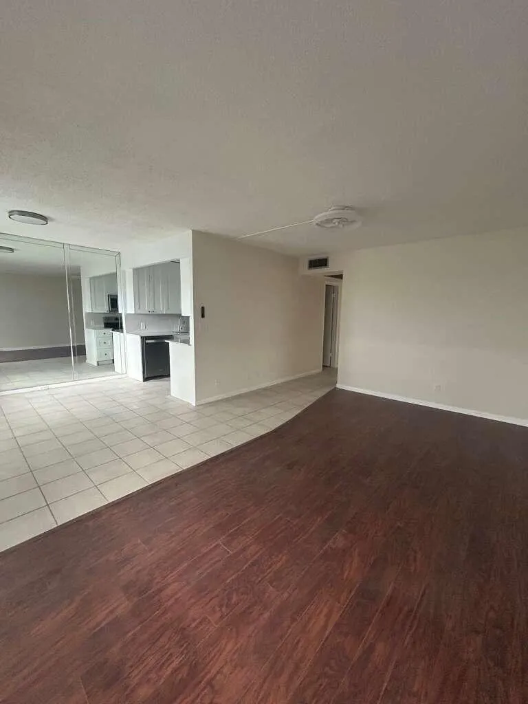 4119 Newport U Deerfield Beach, FL 33442