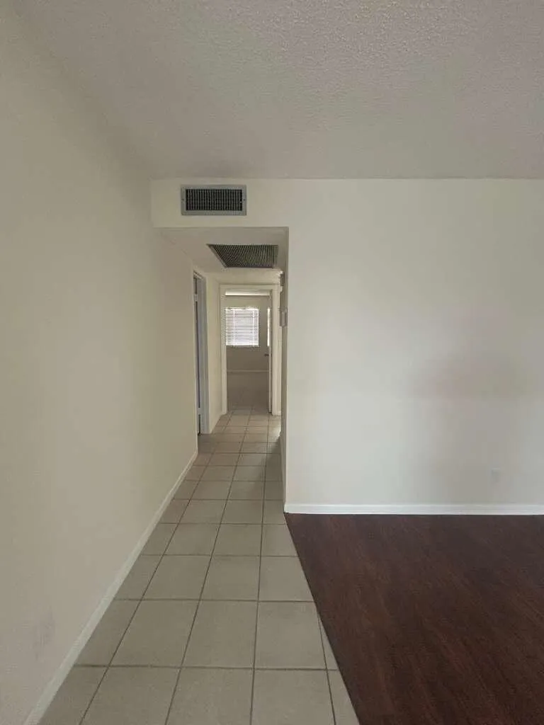 4119 Newport U Deerfield Beach, FL 33442